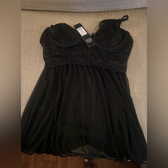 Black Sheer Lingerie set - Picture 3 of 5